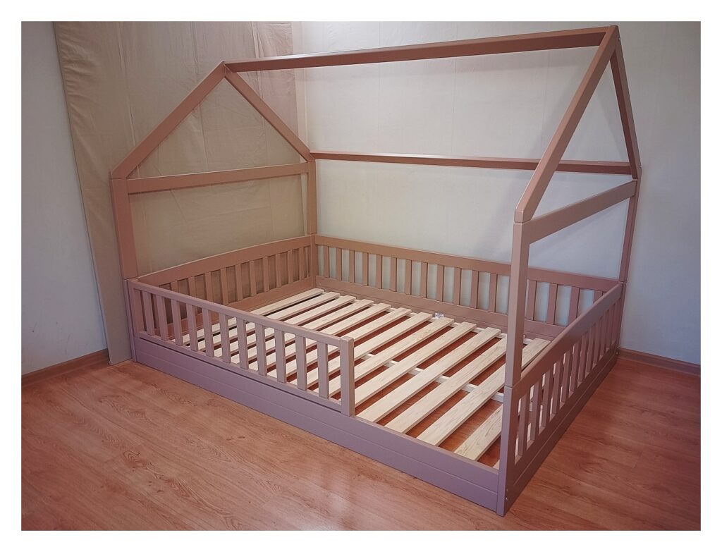 Põrandavoodi maja madal laste majavoodi 140x200 cm madratsile pruun värv