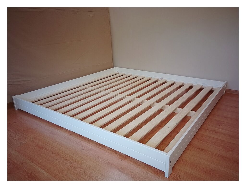 2x2 täispuidust voodiraam