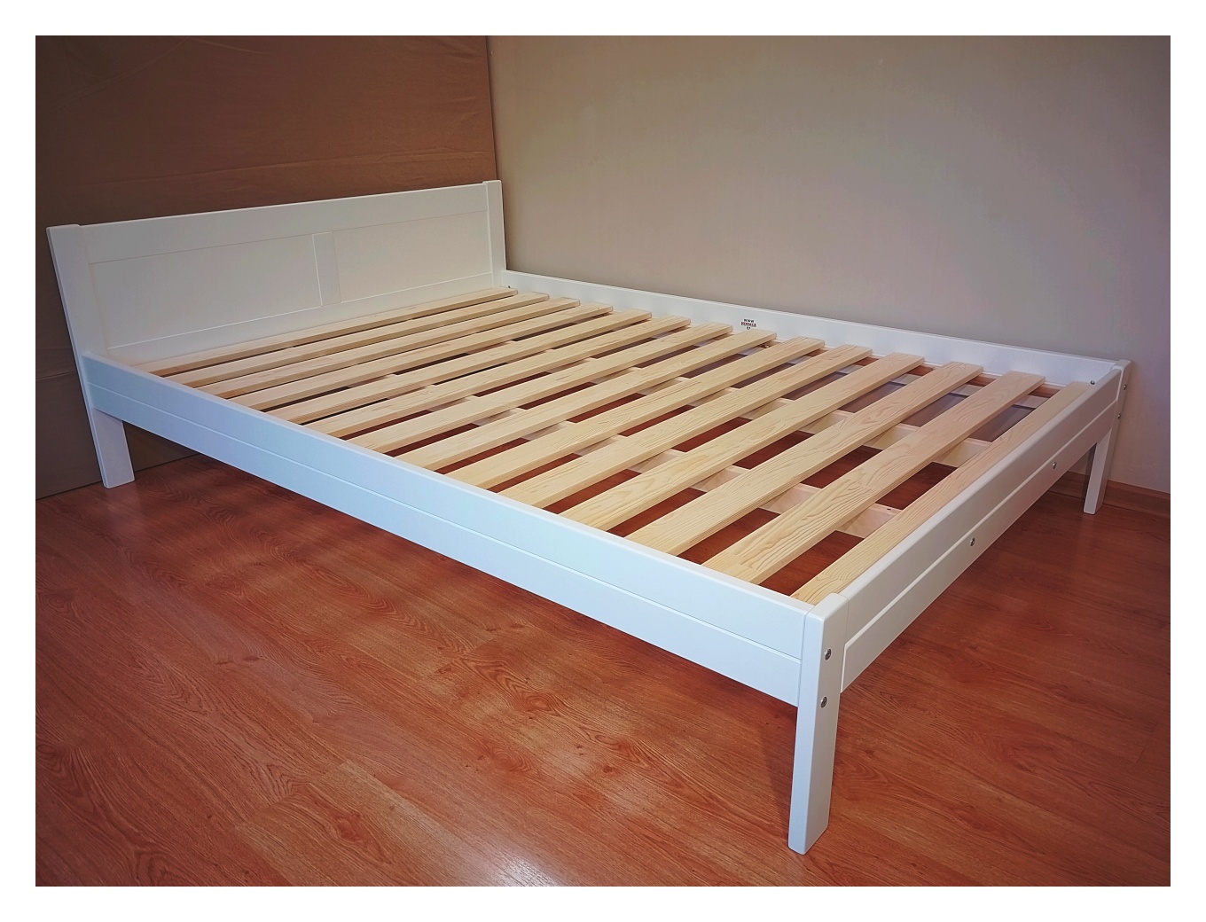 Voodiraam. Peatsiga. Täispuidust. Eesti toode. Slimmine!